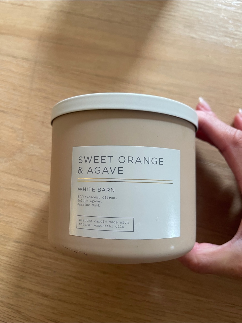 White Barn candle Sweet Orange & Agave